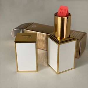 New tom ford lipstick in the color sweet spot 05